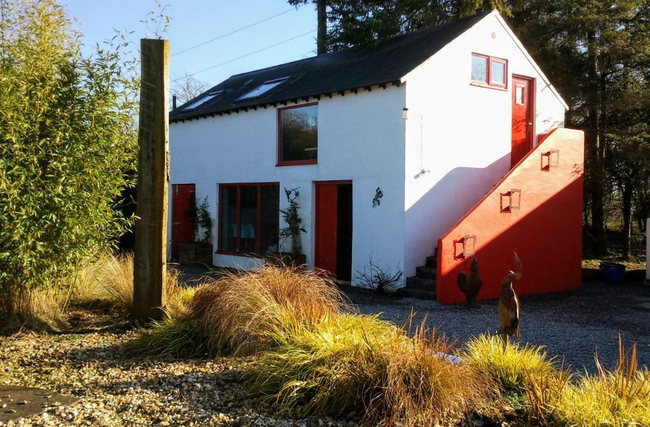 The Village Studio Apartments モアテ エクステリア 写真